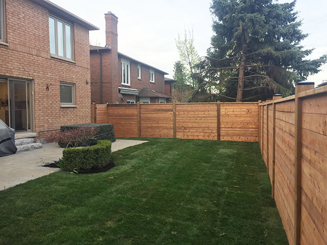 Horizontal fence toronto