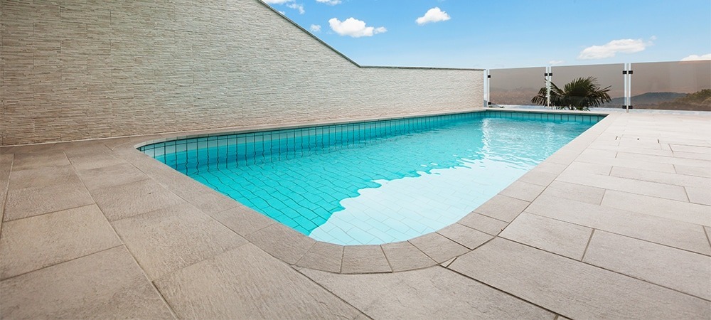 concrete swiming pool