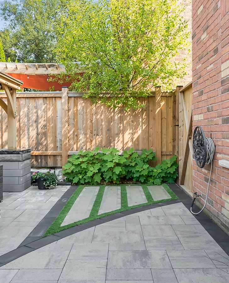 artificial turf