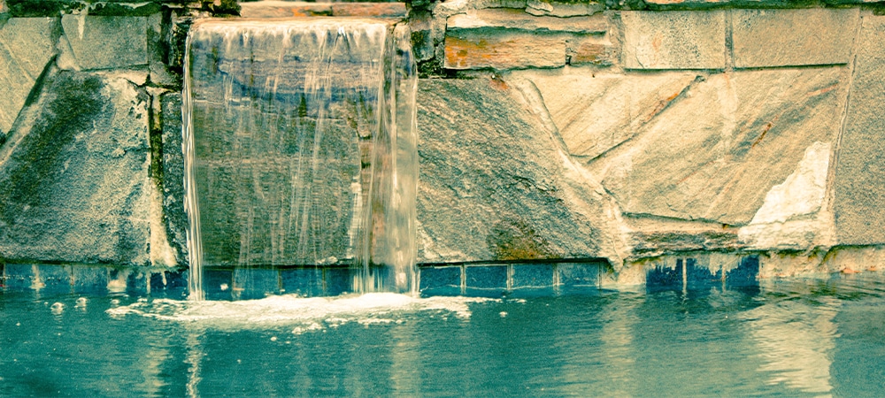 swiming pool automatic waterfall
