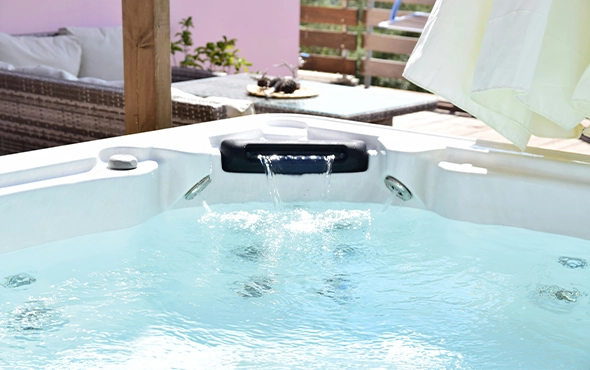 hot tubs and swim gallery image six