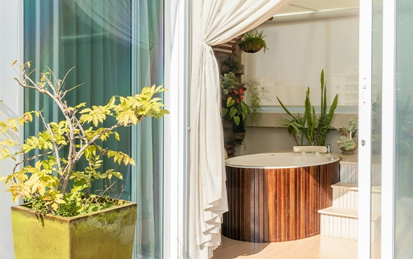 plunge pool gallery image five