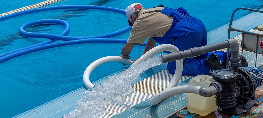 swimming pool maintenance and service
